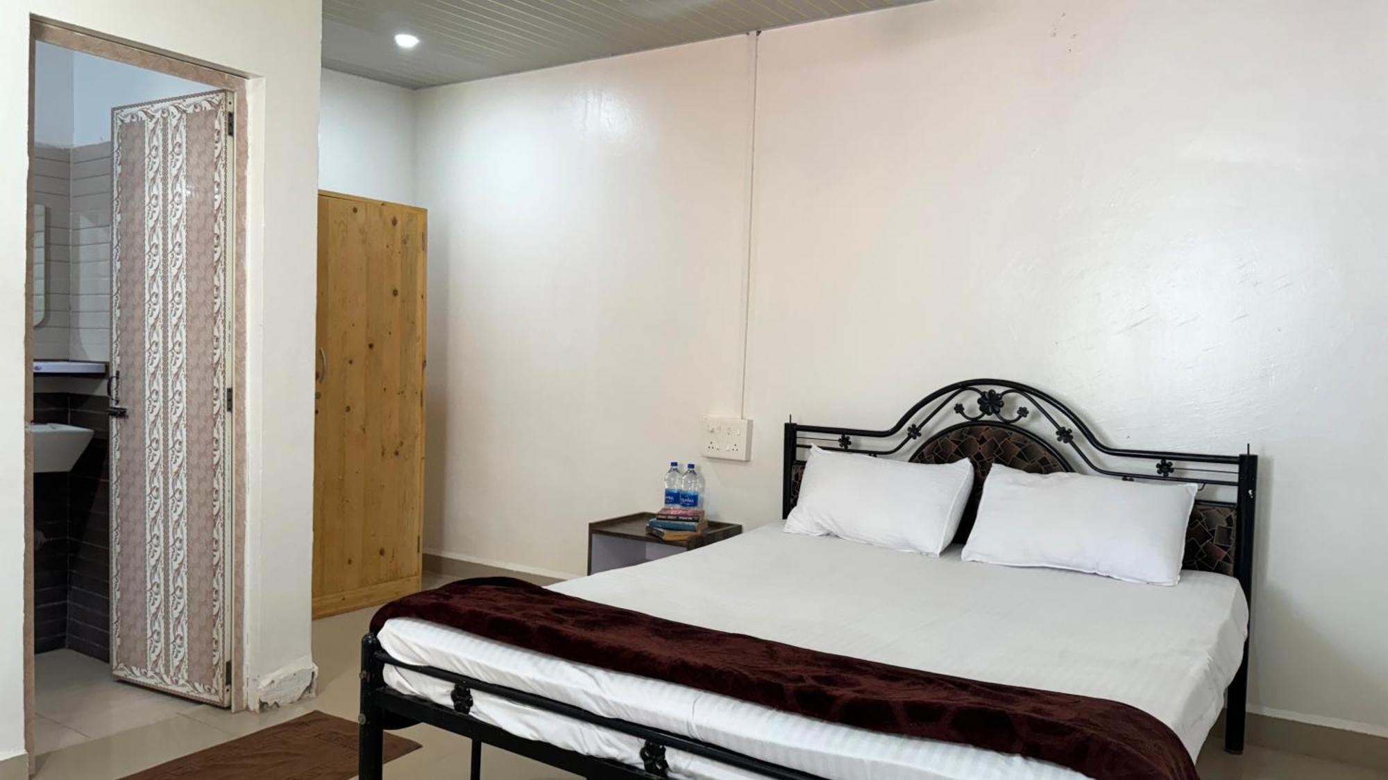 Royal Touch Beach Huts Палолем Екстериор снимка