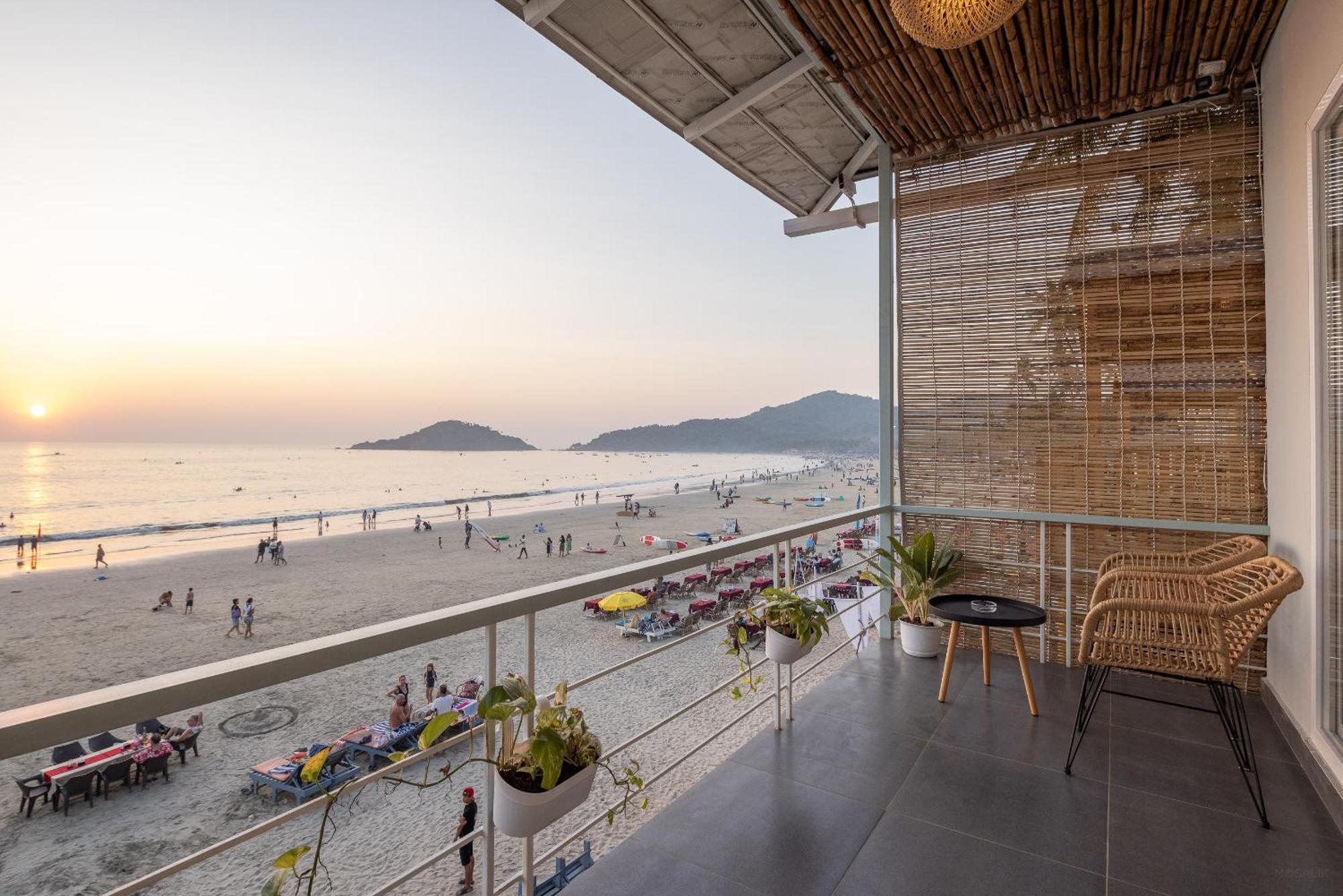 Royal Touch Beach Huts Палолем Екстериор снимка